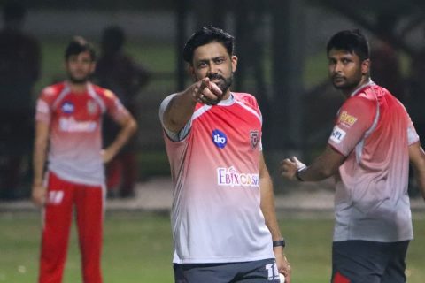 Fans Slammed Anil Kumble For Sending Prabhsimran Ahead Of Maxwell