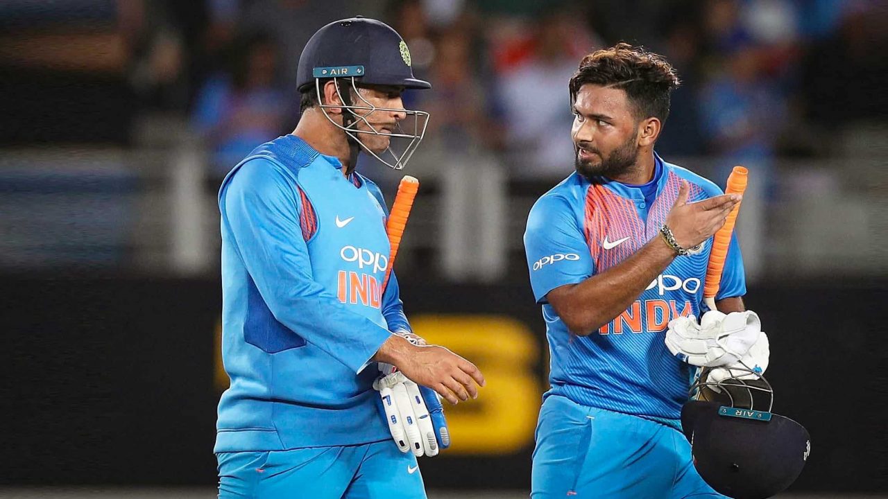 Sanjay Bangar, Ashish Nehra Back Rishabh Pant as MS Dhoni's Replacement in Team India