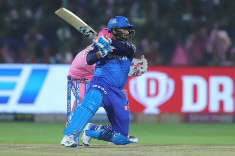 ‘He’s Confused With His Own Style of Play’: Aakash Chopra On Rishabh Pant