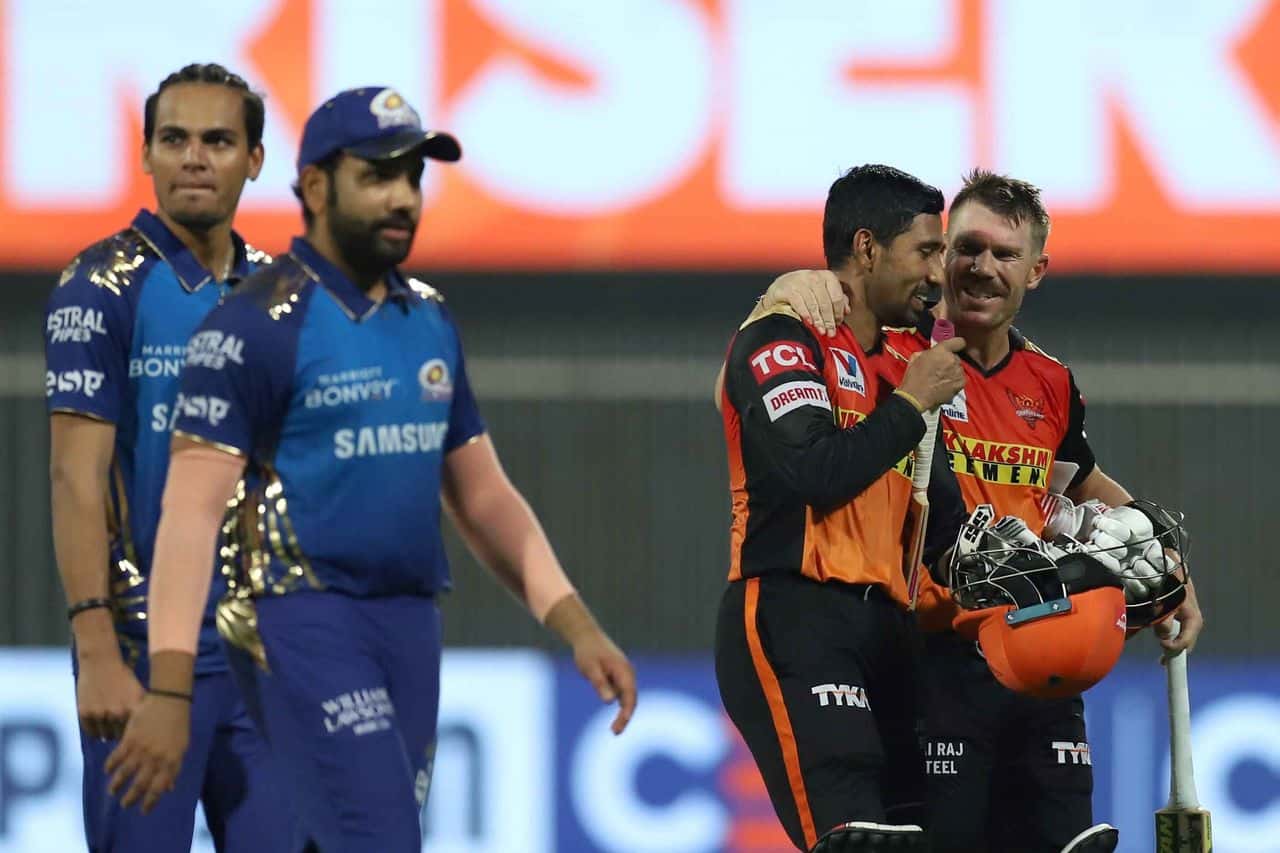 Sunrisers Hyderabad Defeated Mumbai Indians By 6 Wickets