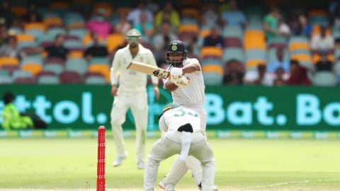 IND vs AUS: Rishabh Pant Notches up 1000 Test Runs, Breaks MS Dhoni’s Record