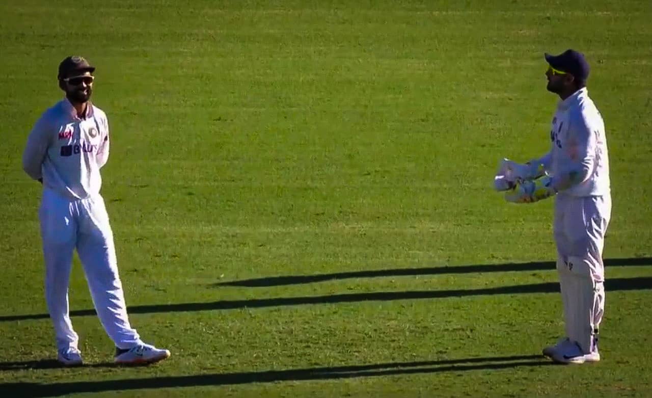Watch: Rahane and Rohit Made Fun of Rishabh Pant's Appeal of Caught Behind Rahane and Rohit Made Fun of Rishabh Pant's Appeal of Caught Behind