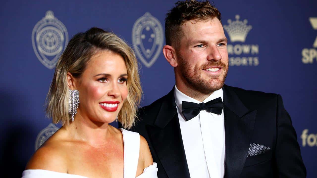 Aaron Finch and his wife receive threats after cricketer’s poor form continues