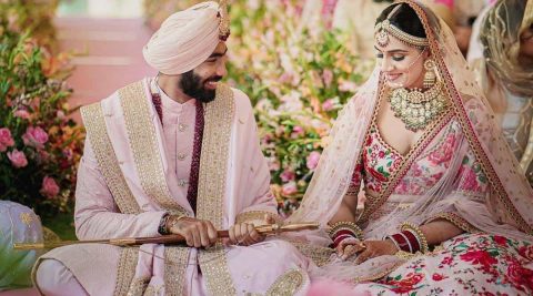 Jasprit Bumrah Marries Sports Presenter Sanjana Ganesan, Photos From Their Wedding Getting Viral
