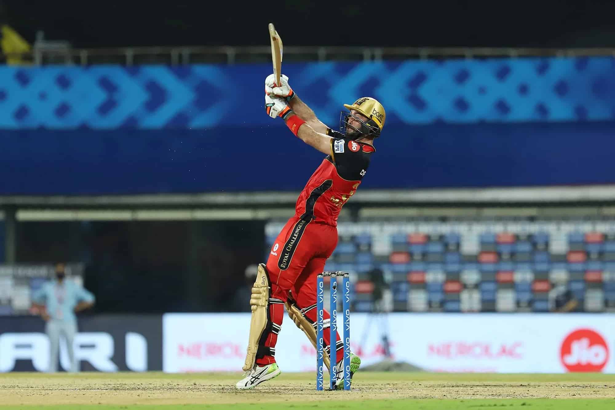 SRH vs RCB: Maxwell Smashes His 7th IPL Fifty