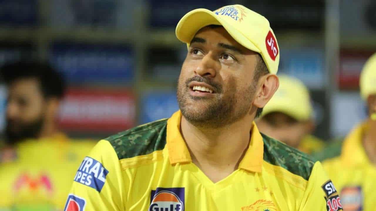 Not Raina, Nor Jadeja; Pragyan Ojha Names A Player Who Can Be MS Dhoni’s Successor As CSK Captain