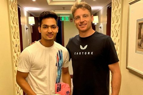 Watch Video: After Yashasvi Jaiswal, Jos Buttler Gives A Special Gift To Anuj Rawat Watch Video: After Yashasvi Jaiswal, Jos Buttler Gives A Special Gift To Anuj Rawat