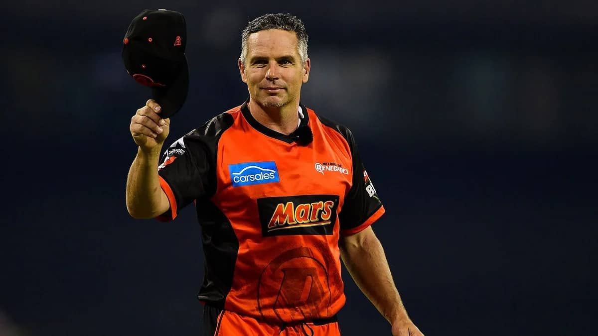 Brad Hodge Claims BCCI Owes Him Money From 2011 IPL Season