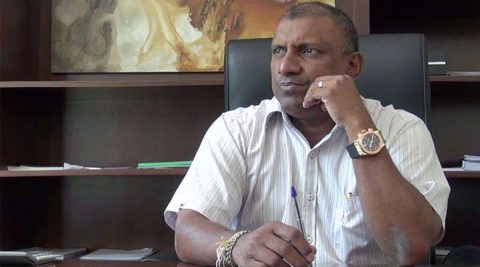 Aravinda de Silva Urges SLC To Give 'Suitable Punishment' To Mendis, Dickwella & Gunathilaka
