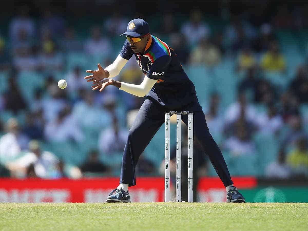 Hardik Pandya Needs To Start Bowling Now To Give Team India Balance: Aakash Chopra Hardik Pandya Needs To Start Bowling Now To Give Team India Balance: Aakash Chopra