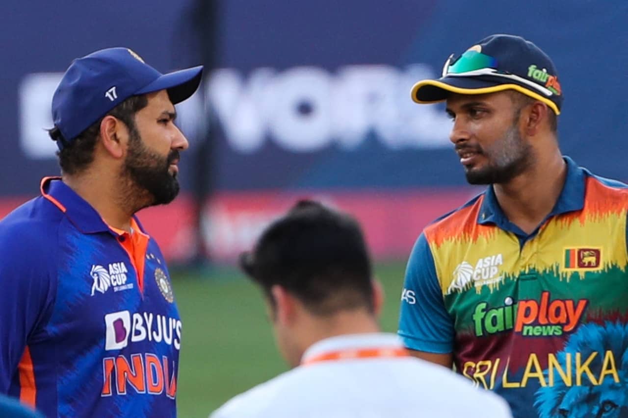 Rohit Sharma of India & Dasun Shanaka of Sri Lanka during Toss