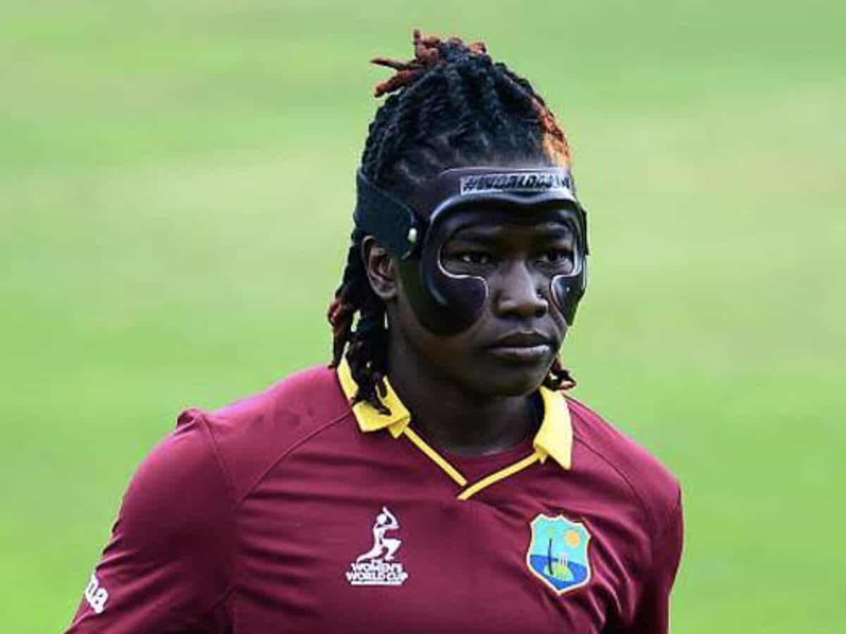WPL 2023: Controversy Erupts As Deandra Dottin Denies Gujarat Giants' Injury Claims WPL 2023: Controversy Erupts As Deandra Dottin Denies Gujarat Giants' Injury Claims