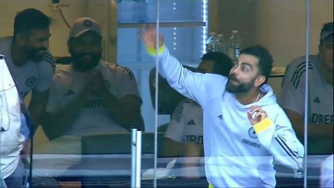 [Watch] Virat Kohli’s Priceless Reaction to Akash Deep’s Jaw-Dropping Six in IND vs AUS 3rd Test