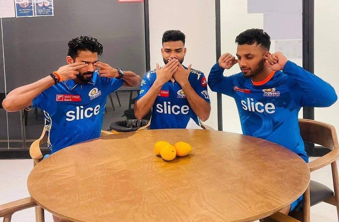 IPL 2023: Mumbai Indians players and fans troll Naveen Ul Haq with Mango posts IPL 2023: Mumbai Indians players and fans troll Naveen Ul Haq with Mango posts