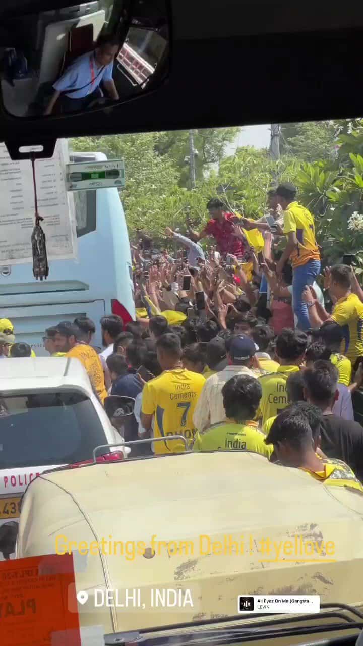 Watch: Fan Mob Swarms CSK Bus Near Delhi Stadium, Triggers Traffic Gridlock insta story sakshi dhoni