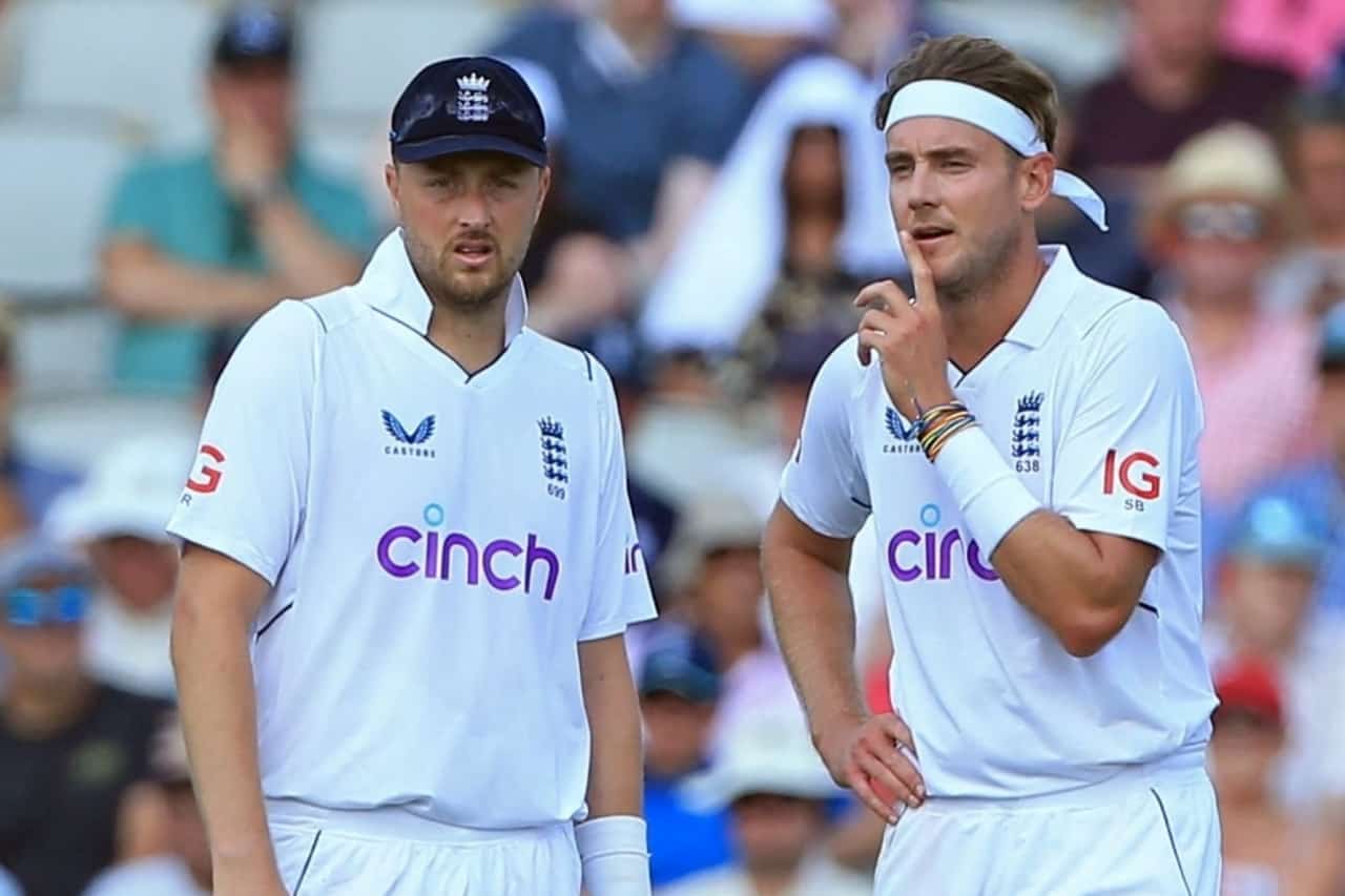 Ollie Robinson & Stuart Broad