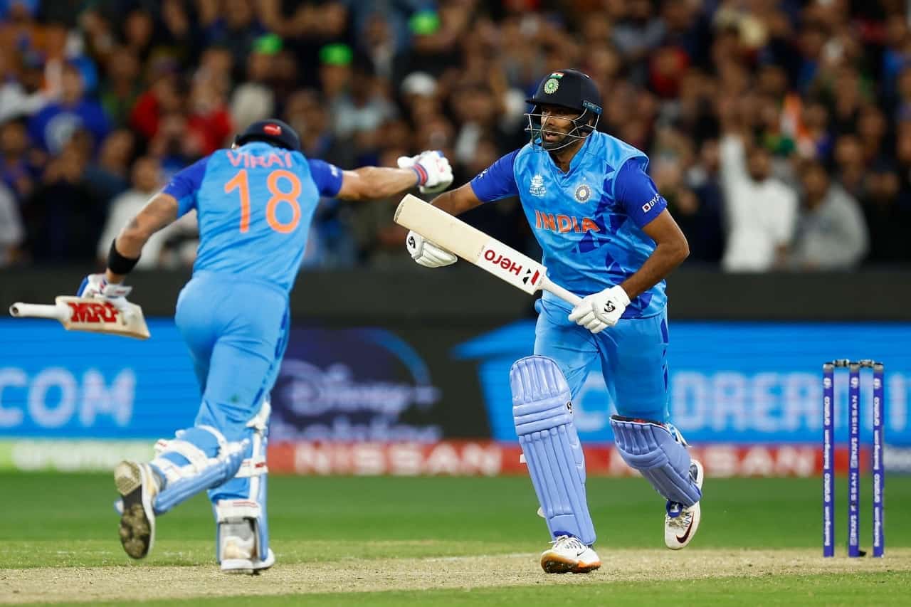 IND vs PAK: ‘I was cursing Dinesh Karthik for…’ - R Ashwin Recalls India’s Historic Win vs Pakistan in T20 WC Ravichandran Ashwin & Virat Kohli
