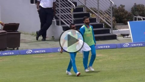 Virat Kohli Carrying Drinks in 2nd ODI Against West Indies