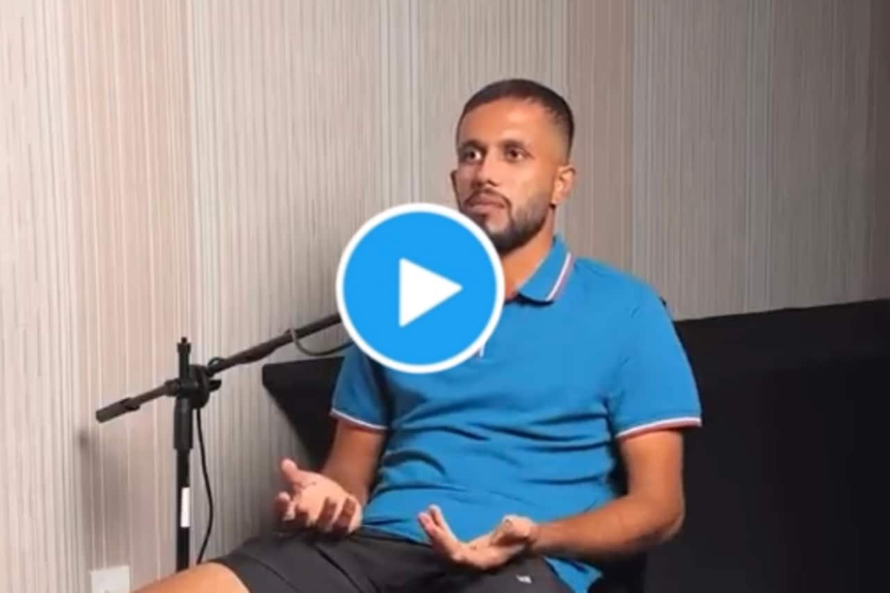 ‘Humne Nahi Kaha Tha Bache Lekar Ao’ - Mohammad Haris Fires Back at Indian Fans for Mocking Pakistan's Emerging Asia Cup Win Mohammad Haris Fires Back at Indian Fans for Mocking Pakistan's Emerging Asia Cup Win