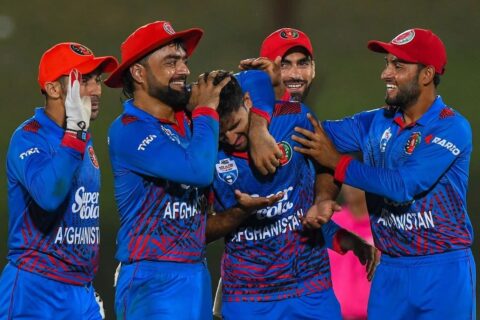 Rashid Khan Celebrating With Teammates
