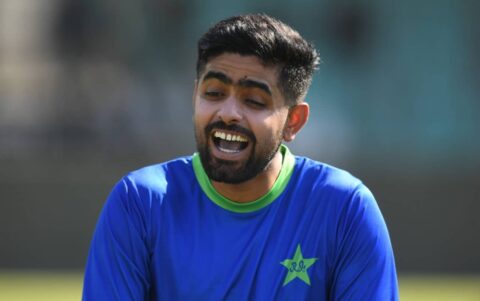 [Watch] ‘Shakal Dekhe’ – Babar Azam’s Hilarious Reply to Marriage Questions During PSL 2024 Trophy Reveal