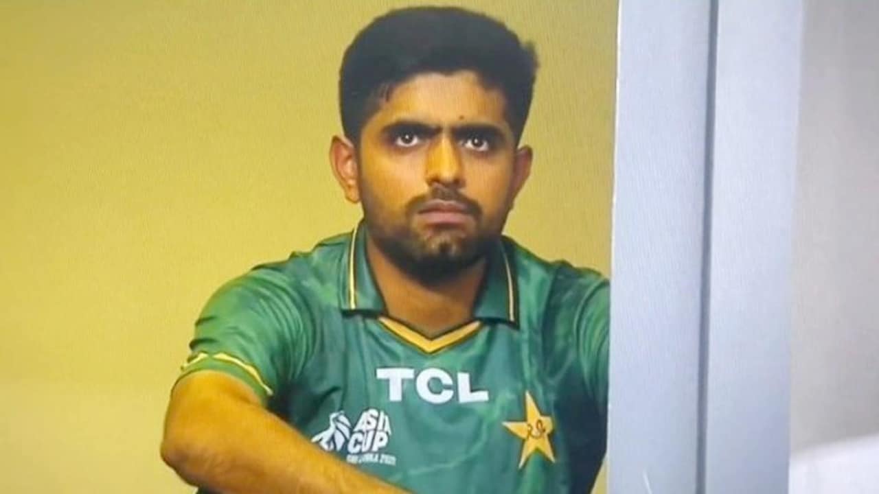 ‘Pirated Copy of Virat Kohli’ - Babar Azam Faces Fan Backlash for Repeated Failures in ICC World Cup 2023 Babar Azam Faces Fan Backlash for Repeated Failures in ICC World Cup 2023