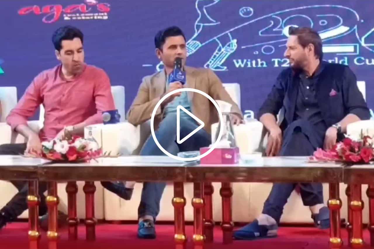 Abdul Razzaq Makes Derogatory Remark About Bollywood Actress Aishwarya