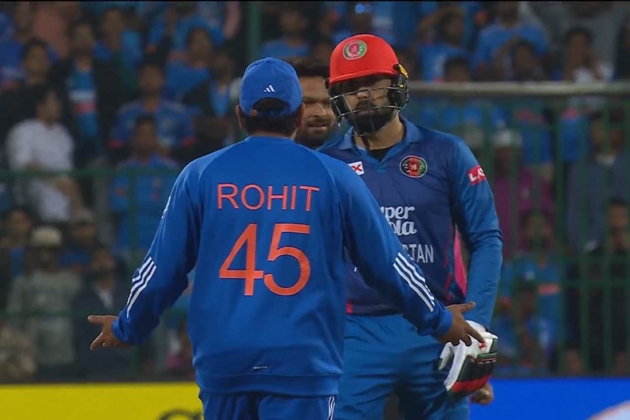 Rohit Sharma angry with Mohammad Nabi