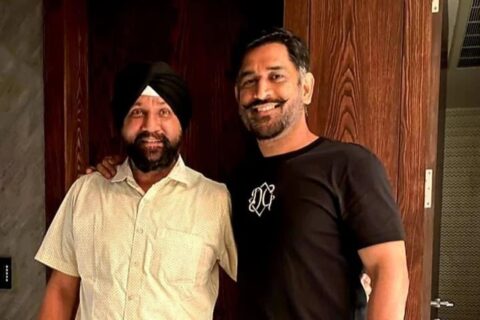 MS Dhoni with his friend Paramjit Singh