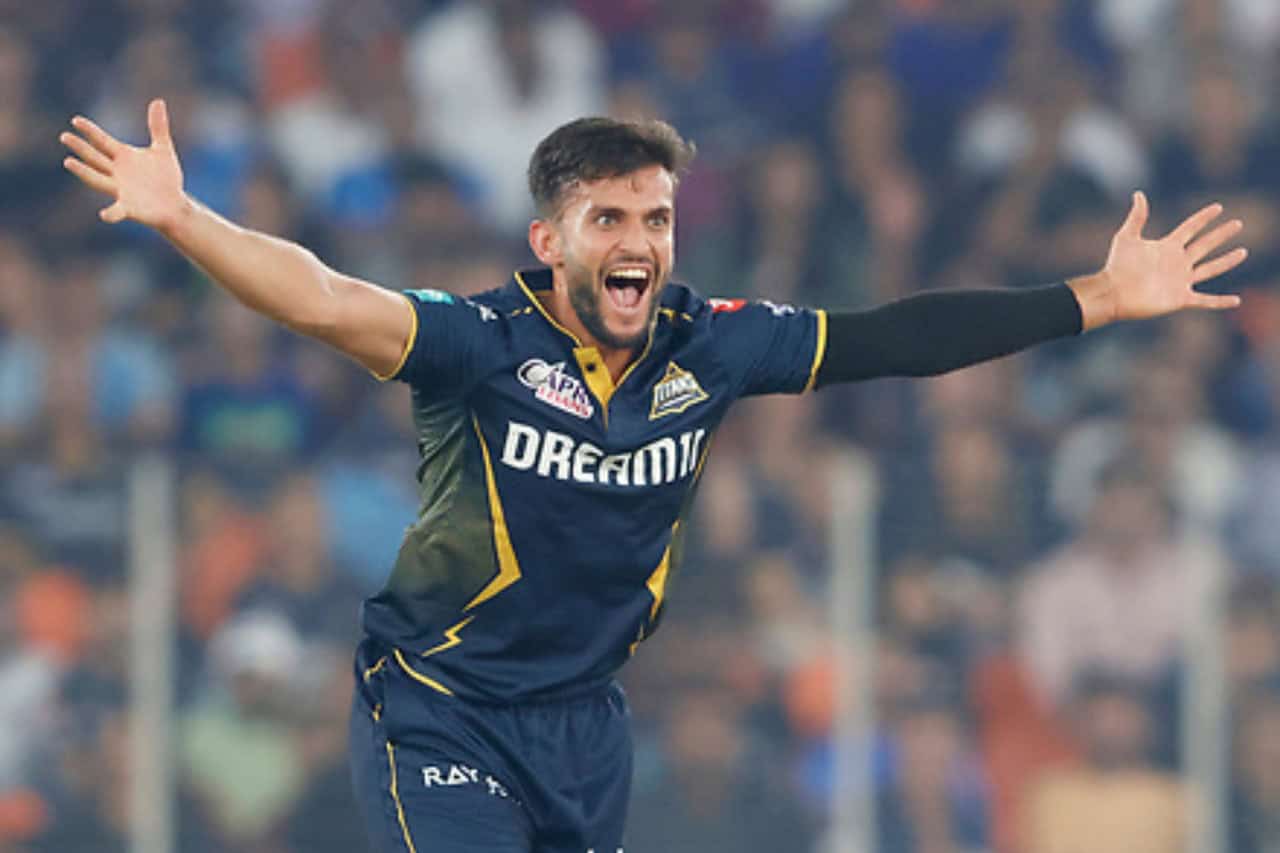 IPL 2024 – Match 45, GT vs RCB: Shubman Gill to Drop Shahrukh Khan? Gujarat Titans vs Probable Playing 11 vs Royal Challengers Bengaluru Azmatullah Omarzai