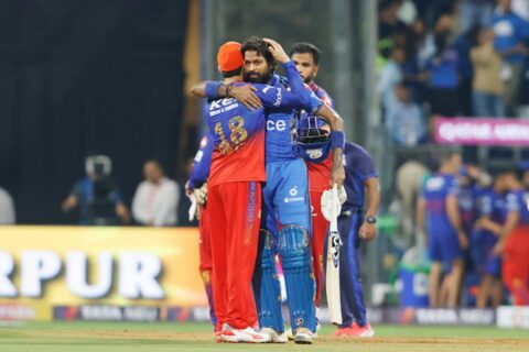 Hardik Pandya Hugs Virat Kohli during MI vs RCB Match of IPL 2024