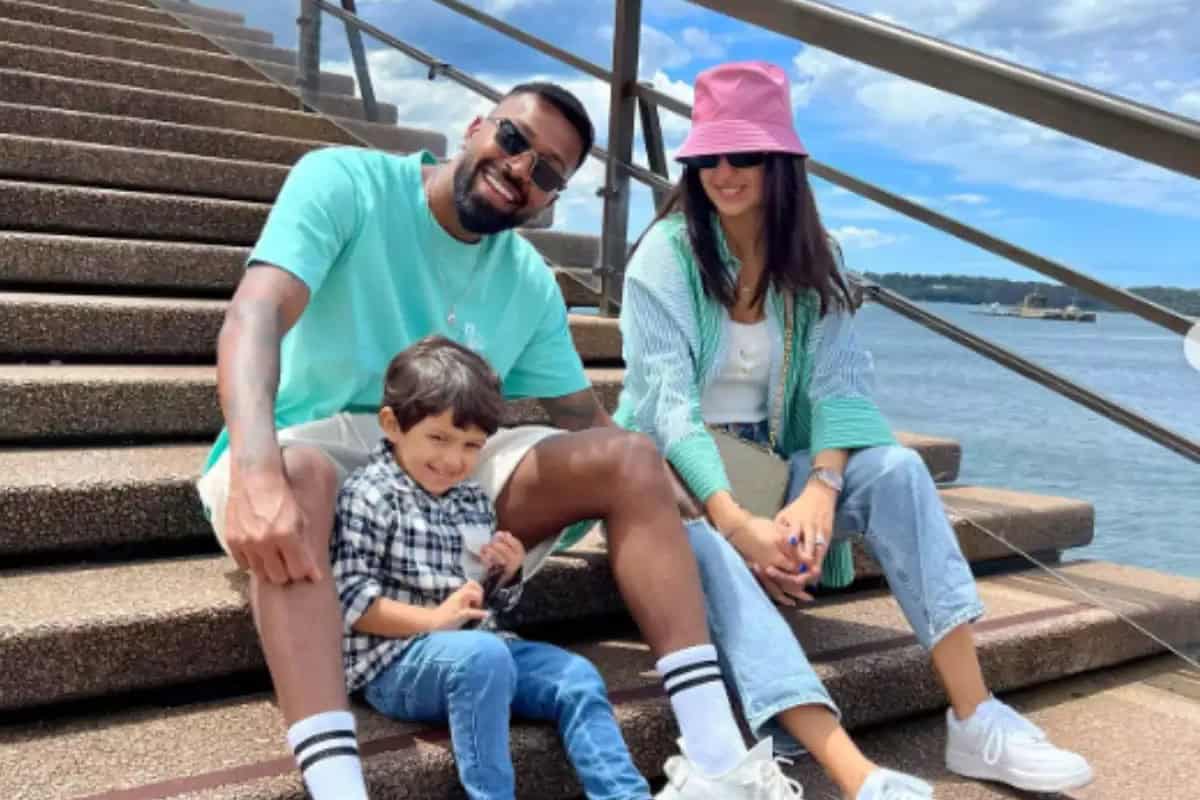 Hardik Pandya Enjoying Vacation