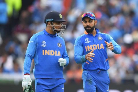 “Dhoni Looked Better Than Kohli in Test” – Ex-New Zealand Cricketer