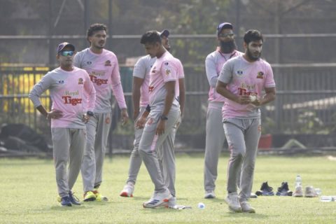 Durbar Rajshahi Players Protest Over Unpaid Salaries in BPL 2024-25