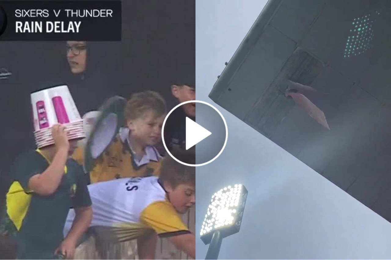Roof falls at Sydney Showground Stadium