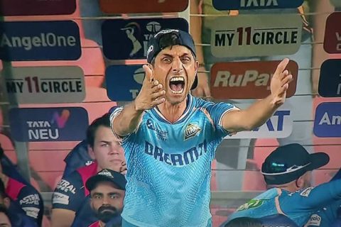 GT vs MI: Ashish Nehra Humiliates Sherfane Rutherford Publicly After Rash Shot Leads to His Dismissal