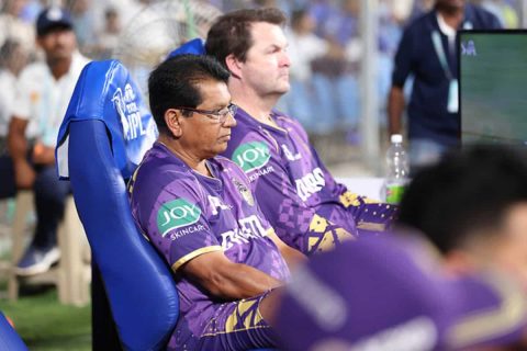 KKR Coach Chandrakant Pandit Explodes at Star Overseas Player for Dining With Rival Team Player