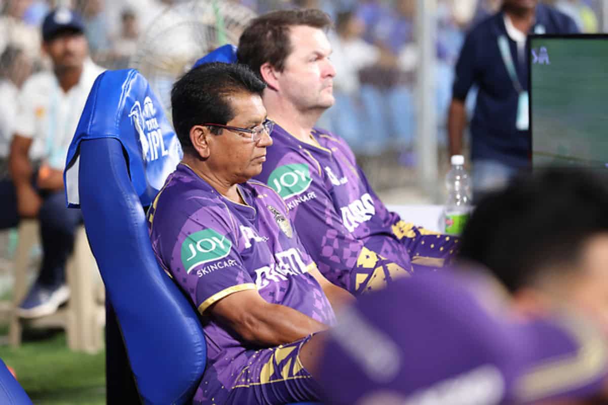 KKR Head Coach Chandrakant Pandit
