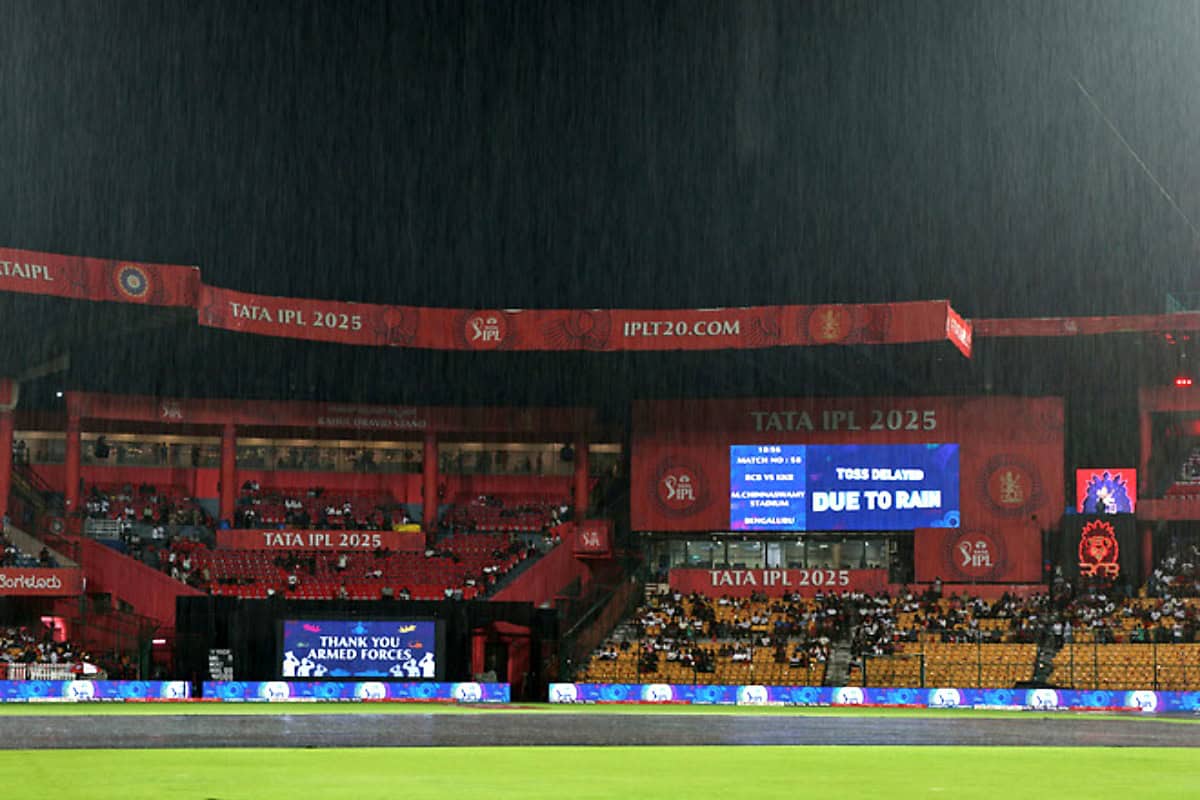 IPL 2025: RCB vs SRH Shifted to Lucknow Due to Rain Threat in Bengaluru Rain Spoiled Play at M.Chinnaswamy Stadium in Bengaluru