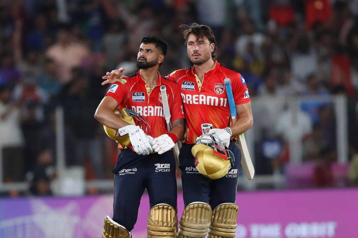 Shreya Iyer & Marcus Stoinis After Finishing the Match Against Mumbai Indians in IPL 2025 Qualifier 2