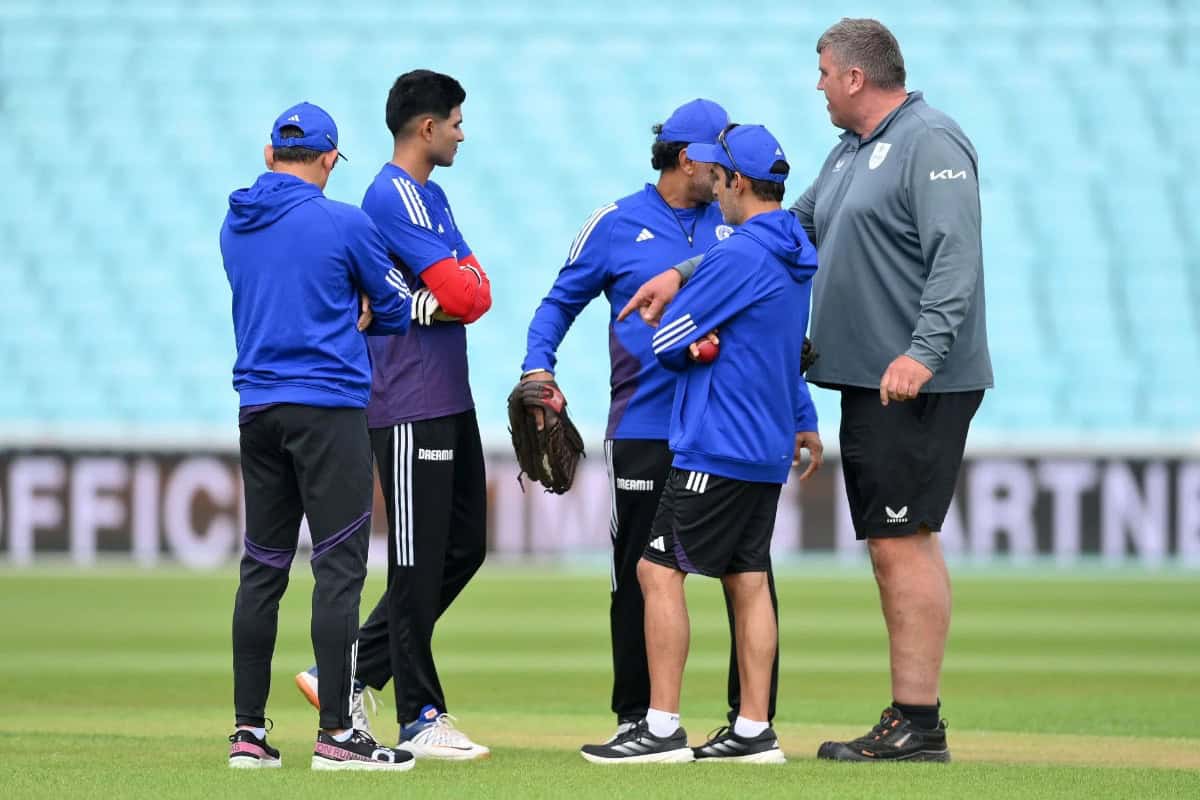 Head Ground Curator Lee Fortis in an Argument with India Head Coach Gautam Gambhir, Shubman Gill and other Staff