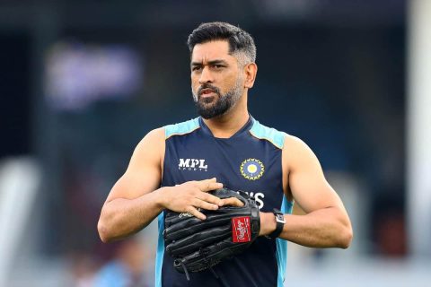 “Officially Pilot” – MS Dhoni Adds New Badge of Honour