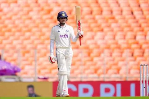 IND vs WI 2025: Shubman Gill Equals Sunil Gavaskar’s Record with First Innings Fifty as India Captain