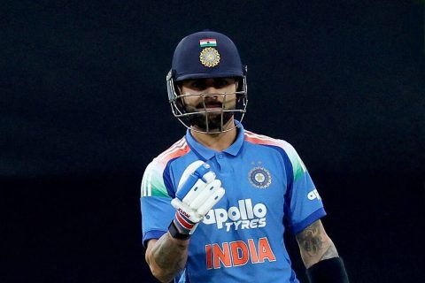 AUS vs IND 2025: Virat Kohli Wins Crowd Over With Celebratory Single After Back-to-Back Ducks
