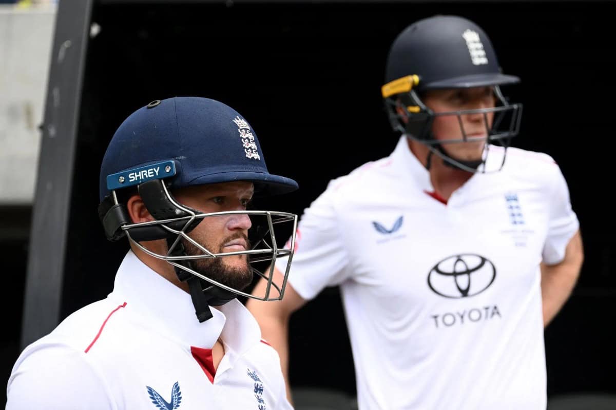 England opening batters Ben Duckett and Zak Crawley