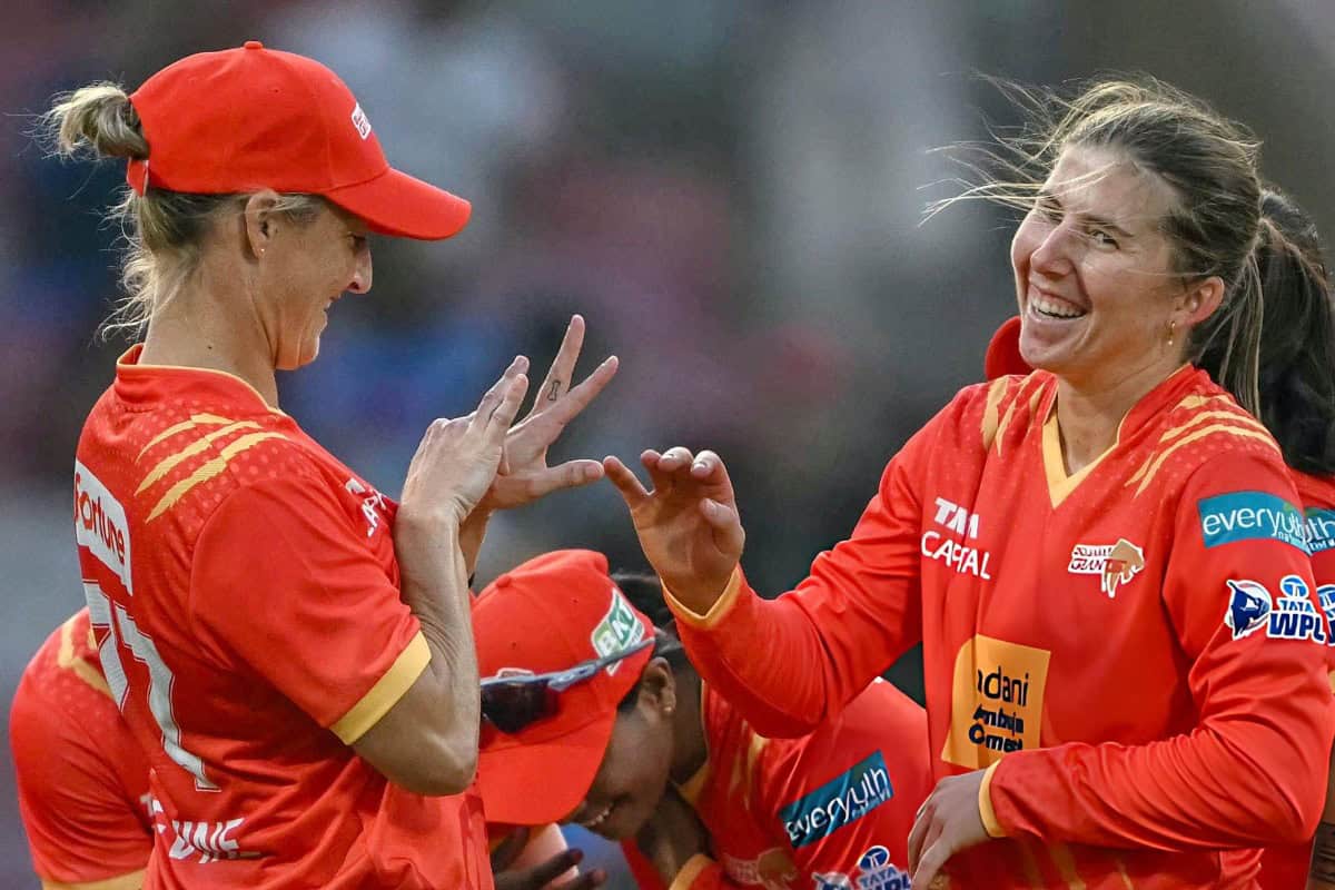 Gujarat Giants Hold Nerve to Beat UP Warriorz by 10 Runs in WPL Thriller