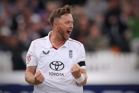 ENG vs NZ 2026: Ollie Robinson’s Triple-Wicket Maiden Rocks New Zealand at Lord’s